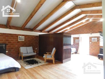 VENTA DE CASA ESTILO ALPINA EN MINERAL DEL CHICO