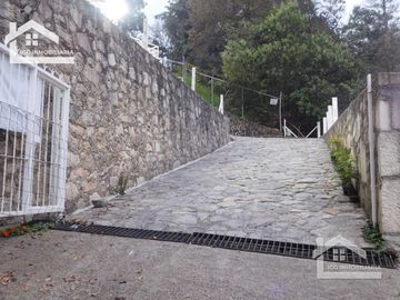 VENTA DE CASA ESTILO ALPINA EN MINERAL DEL CHICO