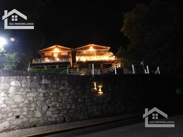 VENTA DE CASA ESTILO ALPINA EN MINERAL DEL CHICO