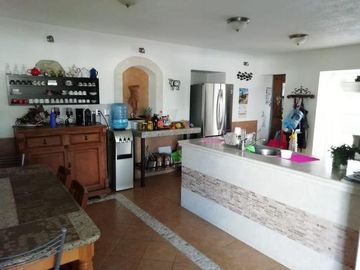 Casona estilo colonial en venta en San Antón, Cuernavaca