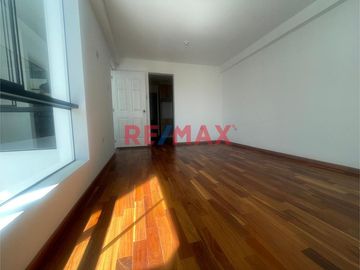 Se Vende Departamento De Estreno, 5To Piso, Jr. Huáscar, Los Baños Del Inca, Cajamarca