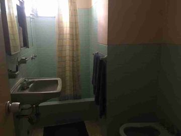 VENTA DE CASA EN URDESA NORTE  GUAYAQUIL, CERCA DE CIUDAD COLON Y CENTRO EMPRESARIAL COLON