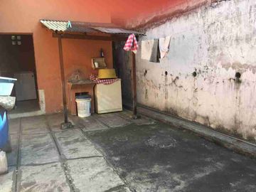 VENTA DE CASA EN URDESA NORTE  GUAYAQUIL, CERCA DE CIUDAD COLON Y CENTRO EMPRESARIAL COLON