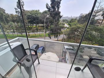 Departamento iluminado y espacioso en venta en Av. Los Ingenieros Valle Hermoso Surco