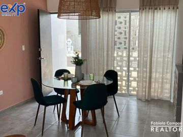 Casa de 2 pisos y 2 recámaras en venta en la zona oriente de Mérida - Entrega octubre 2024
