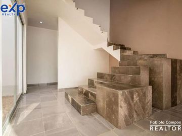 Casa de 2 pisos y 2 recámaras en venta, en la zona oriente de Mérida, Yucatán - Entrega noviembre 2024