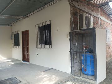 VENDO CASA ECONÓMICA INDEPENDIENTE DE DOS HABITACIONES
