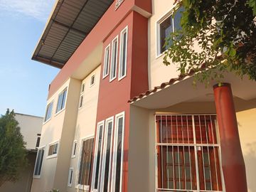 VENDO PROPIEDAD ESQUINERA, IDEAL PARA NEGOCIO O EMPRESA PRECIO DE OPORTUNIDAD.