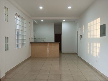 VENDO PROPIEDAD ESQUINERA, IDEAL PARA NEGOCIO O EMPRESA PRECIO DE OPORTUNIDAD.