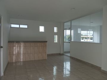 VENDO PROPIEDAD ESQUINERA, IDEAL PARA NEGOCIO O EMPRESA PRECIO DE OPORTUNIDAD.
