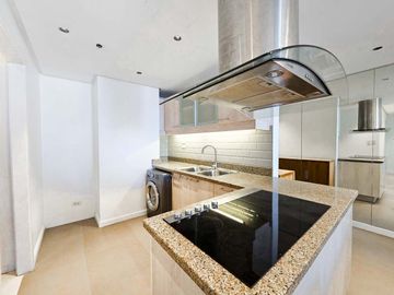 Newly Renovated 2 Bedroom Condo with Balcony for Sale in Cebu IT Park