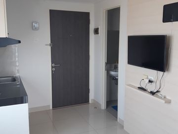 Dijual Apartemen Serpong Garden Cisauk Tangerang Tipe 2 Bedroom Fully Furnished Murah Siap Huni