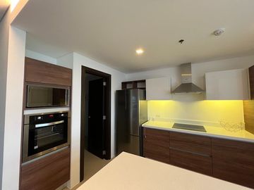 Furnished 2BR for SALE in Garden Towers, Makati