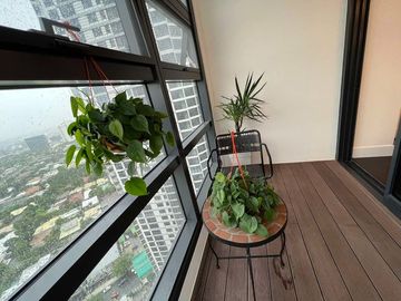 Furnished 2BR for SALE in Garden Towers, Makati