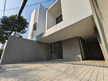 Rumah Baru Idaman Keluarga Lokasi Bagus di Turangga Buahbatu Bandung