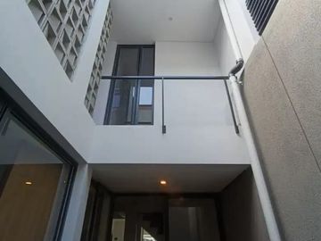 Rumah Baru Idaman Keluarga Lokasi Bagus di Turangga Buahbatu Bandung