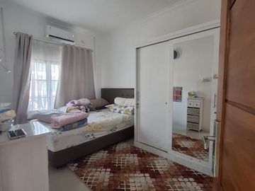 Rumah semi furnished siap huni di Bintara Bekasi Barat