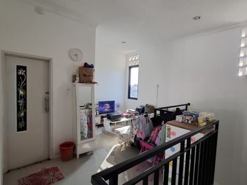 Rumah semi furnished siap huni di Bintara Bekasi Barat