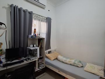 Rumah semi furnished siap huni di Bintara Bekasi Barat
