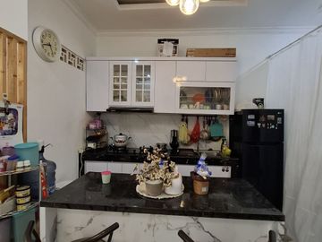 Rumah semi furnished siap huni di Bintara Bekasi Barat