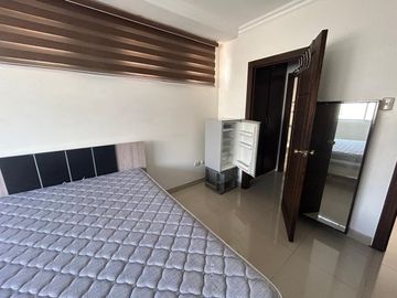 vendo casa totalmente amoblada de 3 dormitorios
