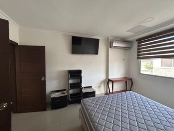 vendo casa totalmente amoblada de 3 dormitorios