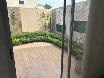 vendo casa totalmente amoblada de 3 dormitorios