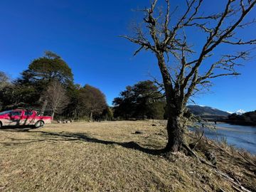VENDO HERMOSA PARCELA DE 12.000 MTS2, RIO MURTA, CON SALIDA AL LAGO GENERAL CARRERA