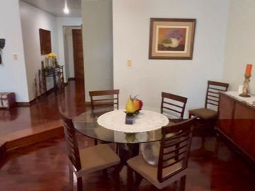 HERMOSA CASA EN VENTA EN SAN ISIDRO