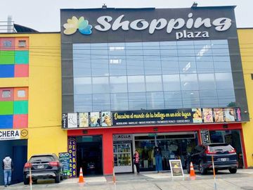 VENTA DE LOCAL COMERCIAL EN SANTIAGO DE SURCO GALERIA SHOPPING PLAZA