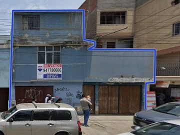 Venta de Casa en Area Altamente Comercial -  ¡OFERTA UNICA! ¡NO TE LO PIERDAS!