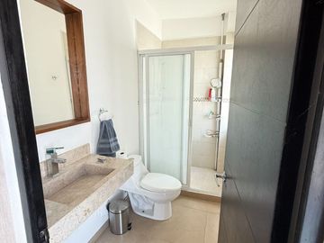 VENTA DE CASA CON JACUZZI PRIVADO CASCADAS COCOYOC