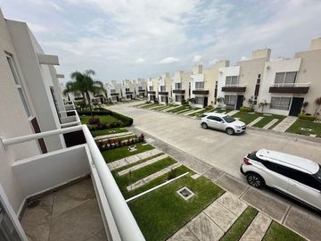 VENTA DE CASA CON JACUZZI PRIVADO CASCADAS COCOYOC