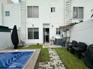 VENTA DE CASA CON ALBERCA Y JACUZZI PRIVADO EN OAXTEPEC