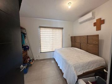 VENTA DE CASA CON ALBERCA Y JACUZZI PRIVADO EN OAXTEPEC