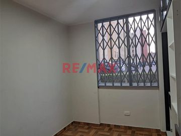 Departamento En Venta En Primer Piso En San Luis