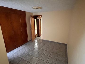 Casa en Venta a 4 cuadras Av. Rio Nilo, Loma Dorada en Tonalá