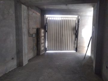VENTA DE CASA A UNAS CUADRAS DE AV TUPAC AMARU COMAS