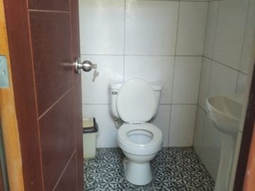 VENTA DE CASA A UNAS CUADRAS DE AV TUPAC AMARU COMAS