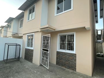 !OPORTUNIDAD!  CASA EN VENTA EN EL SECTOR LAS ORQUÍDEAS EN PORTOVIEJO