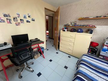 Venta de edificio de 3 departamentos en Arboledas del Sur, Tlalpan, CDMX