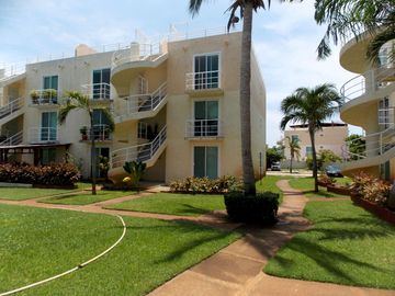 Departamento Planta Baja en venta en Marina Diamante Acapulco