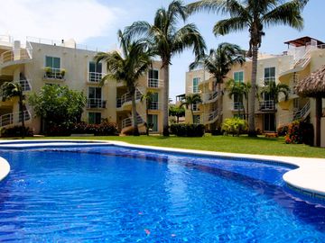 Departamento Planta Baja en venta en Marina Diamante Acapulco