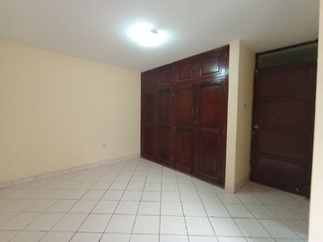 VENTA CASA EN SAN MARTÍN DE PORRES