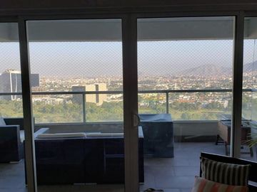 VENDO ESPECTACULAR DPTO VISTA AL GOLF EN CERROS DE CAMACHO