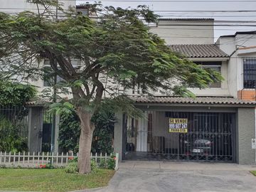 VENDO LINDA CASA IDEAL FAMILIA JOVEN A UN PASO DEL COLEGIO CASUARINAS