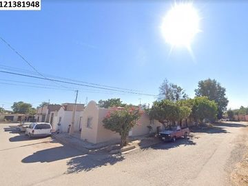 CASA EN VENTA     ** NO SE ACEPTA NINGUN TIPO DE CREDITOS **    FRACC.  IBARRA,  HUATABAMPO,  SONORA.  -CAMT