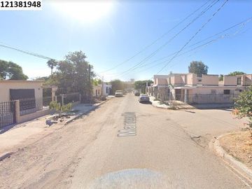 CASA EN VENTA     ** NO SE ACEPTA NINGUN TIPO DE CREDITOS **    FRACC.  IBARRA,  HUATABAMPO,  SONORA.  -CAMT