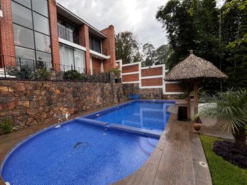 OPORTUNIDAD DE CASA EN VENTAOPORTUNIDAD DE CASA EN VENTA