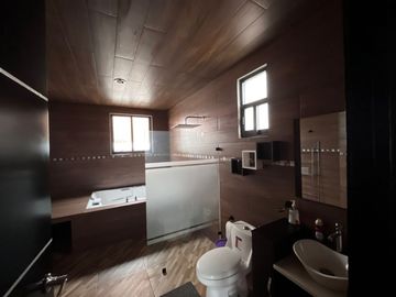 OPORTUNIDAD DE CASA EN VENTAOPORTUNIDAD DE CASA EN VENTA
